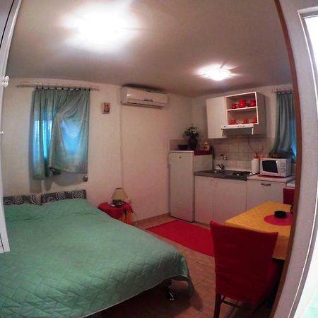 Mini Studio Apartment สปลิท ภายนอก รูปภาพ